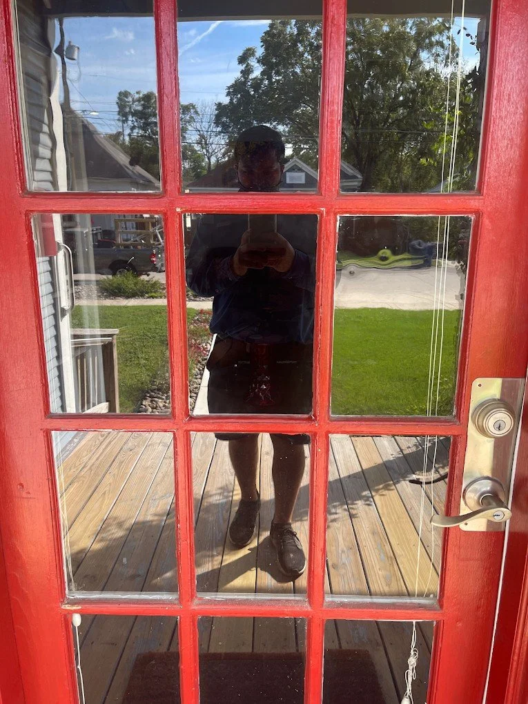 Broken single pane door glass replacement in San Antonio, Texas