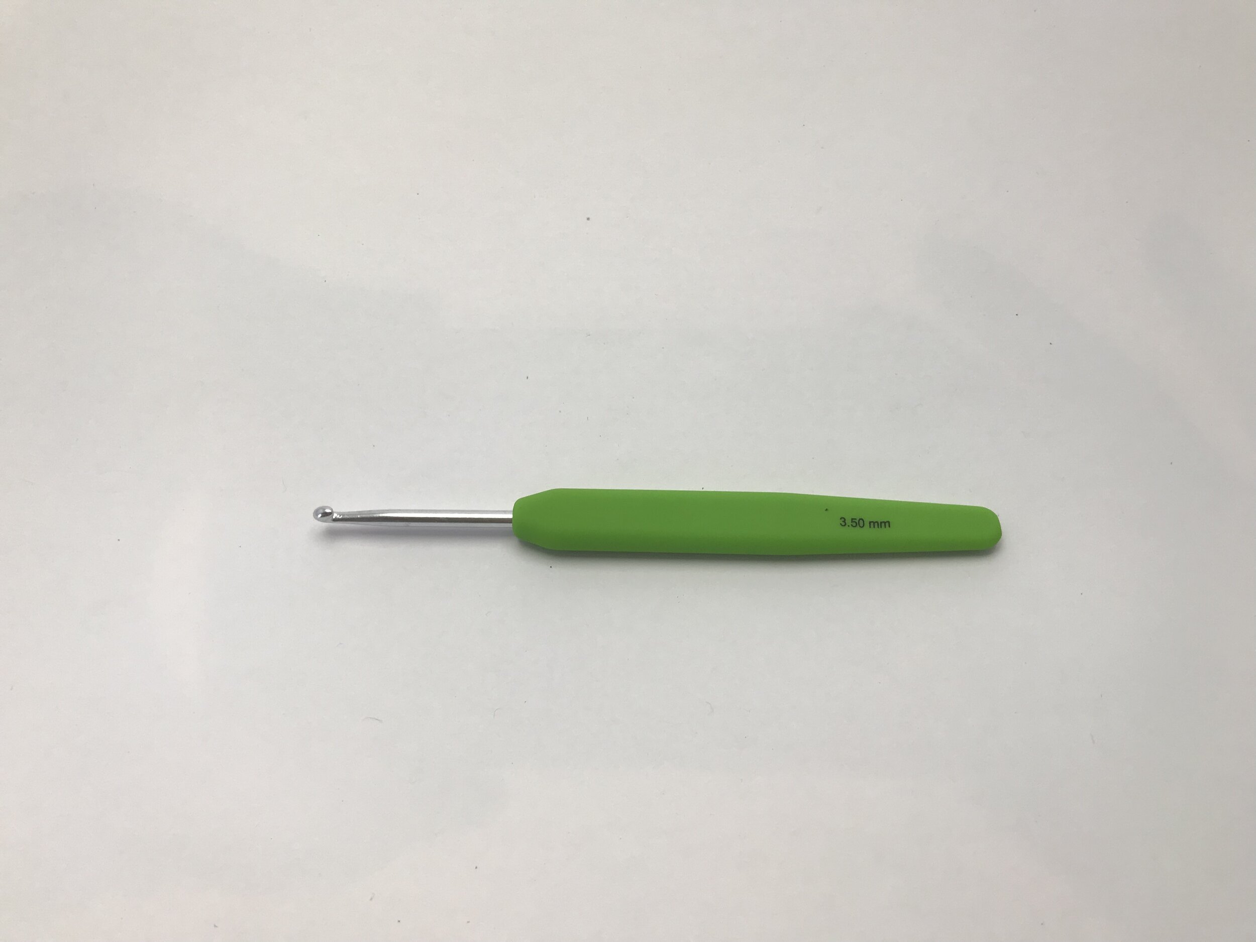 Crochet hook metal.jpeg
