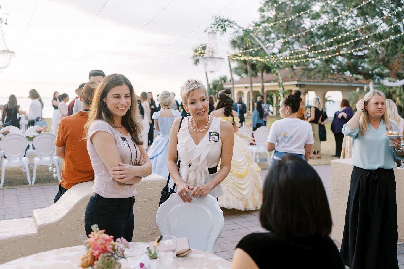 @kelcileighevents pulled together a fantastic team of vendors who brought the sights, smells and tastes for Mirror Mirror including incredible food from @pier22events, desserts from @stackd.cakestudio and an amazing welcome drink as a collaboration b