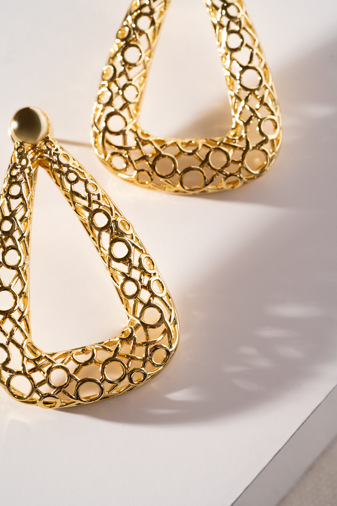 Enmeshed Earrings in Yellow Gold