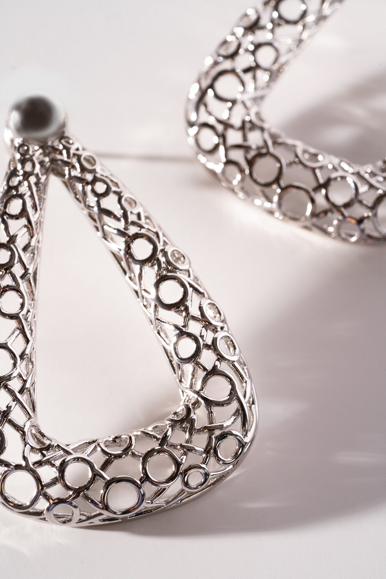 Enmeshed Earrings in White Gold