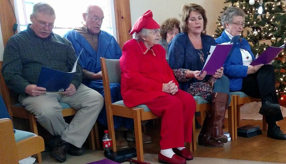 2017DecCBUMethXmasPlayChoir.jpg