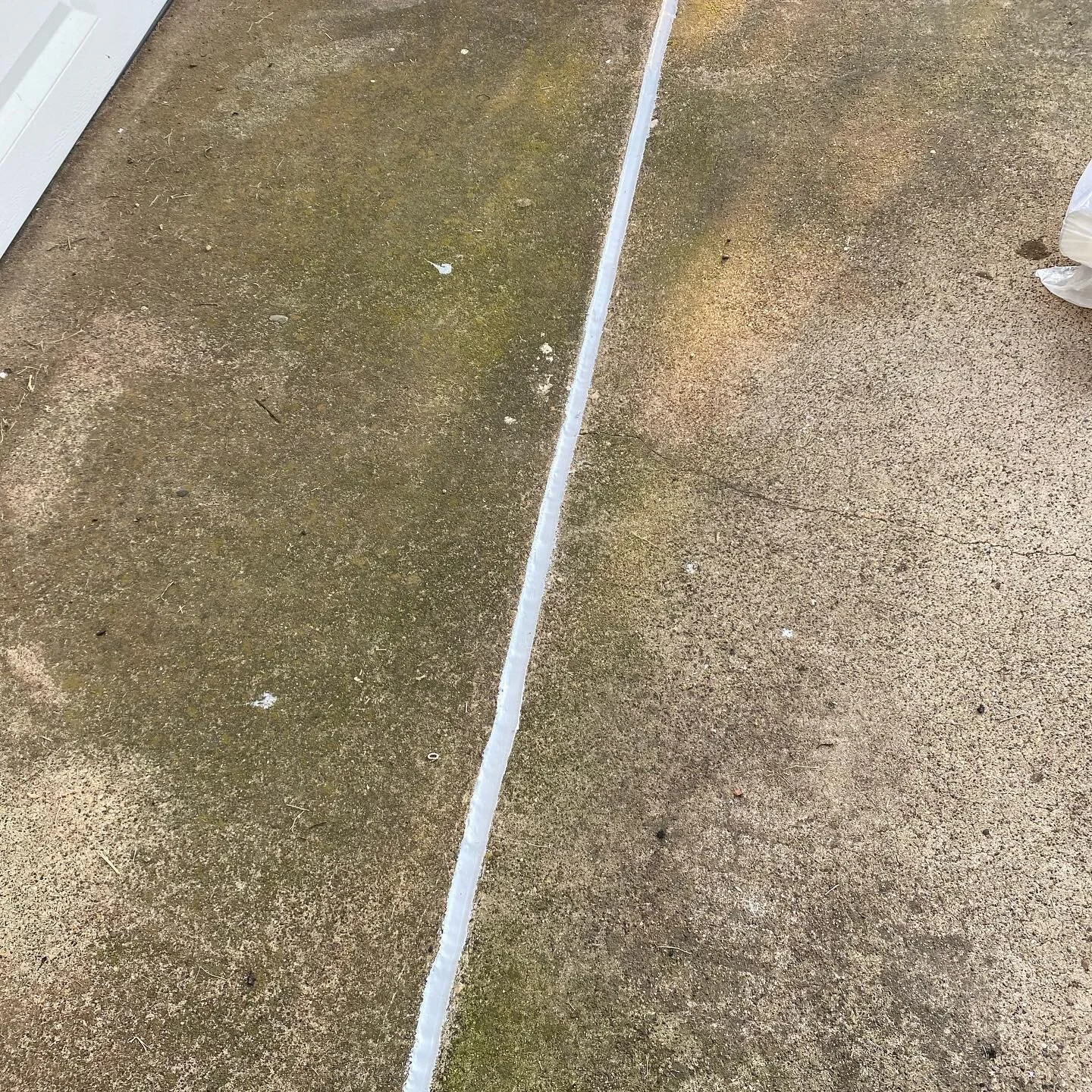 Residential 10x35 Driveway Sealant Apllications MasterSeal NP2 material