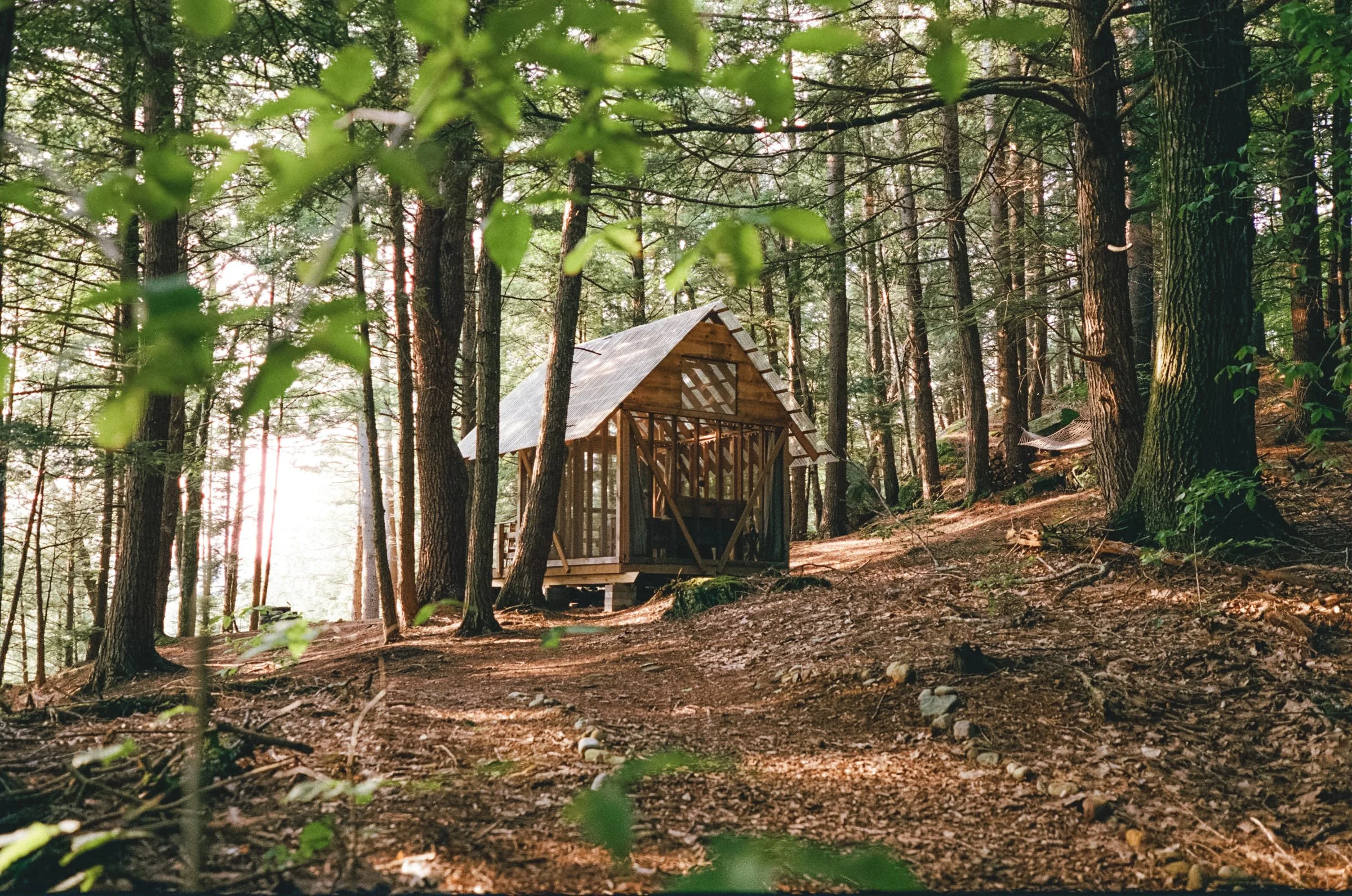 Cabin glamping at Tanglebloom in Vermont