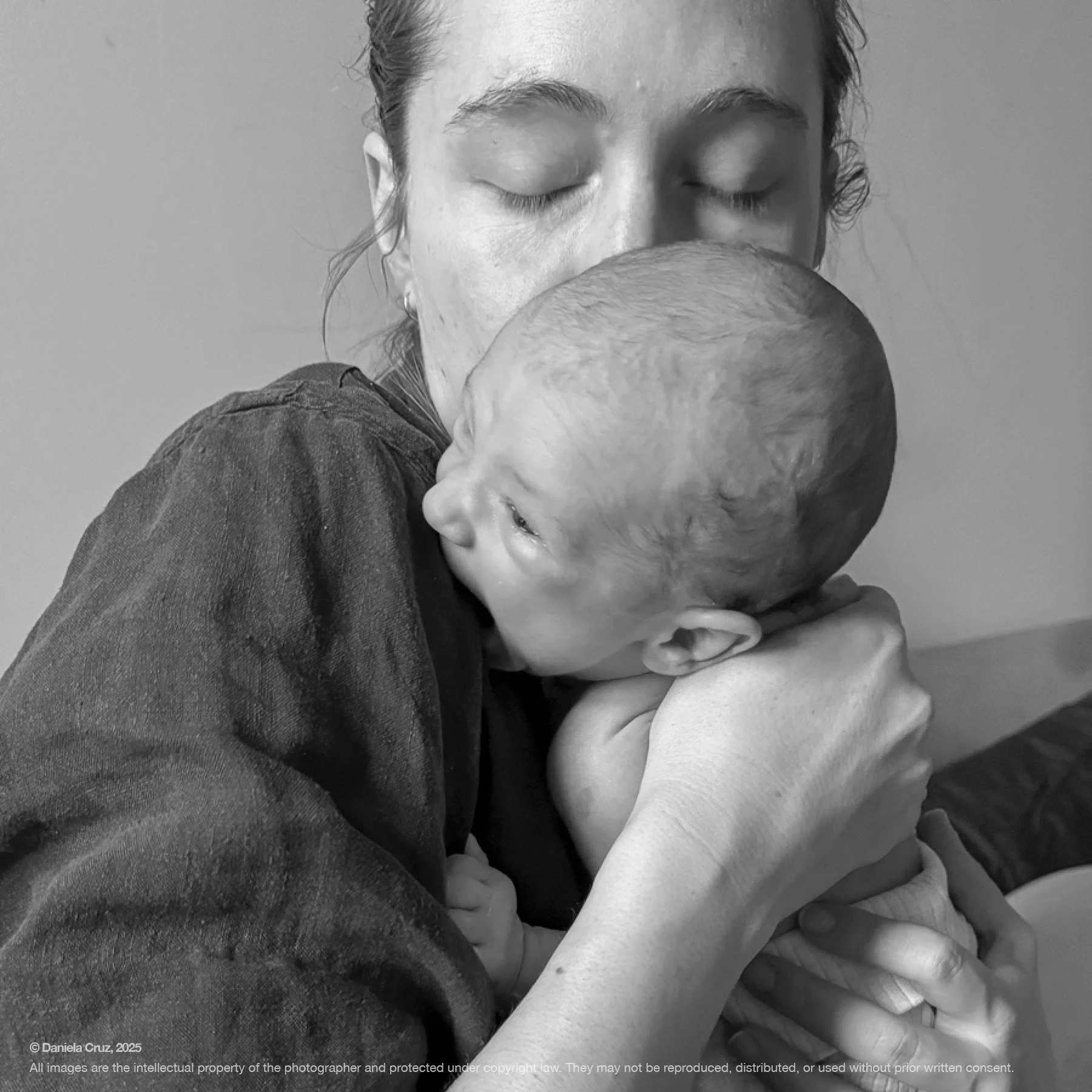 Web Newborn 5.jpg