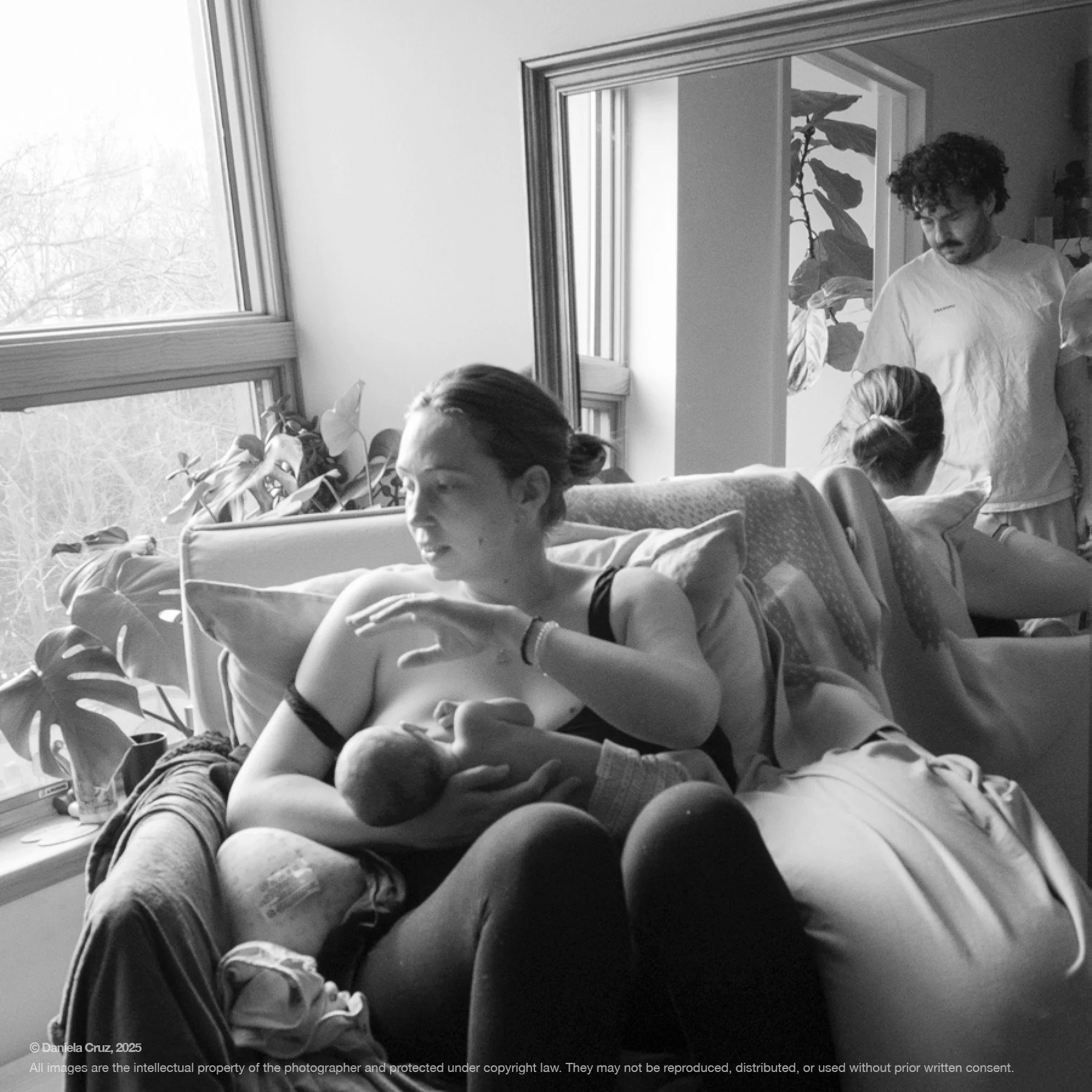 Web Newborn 2.jpg