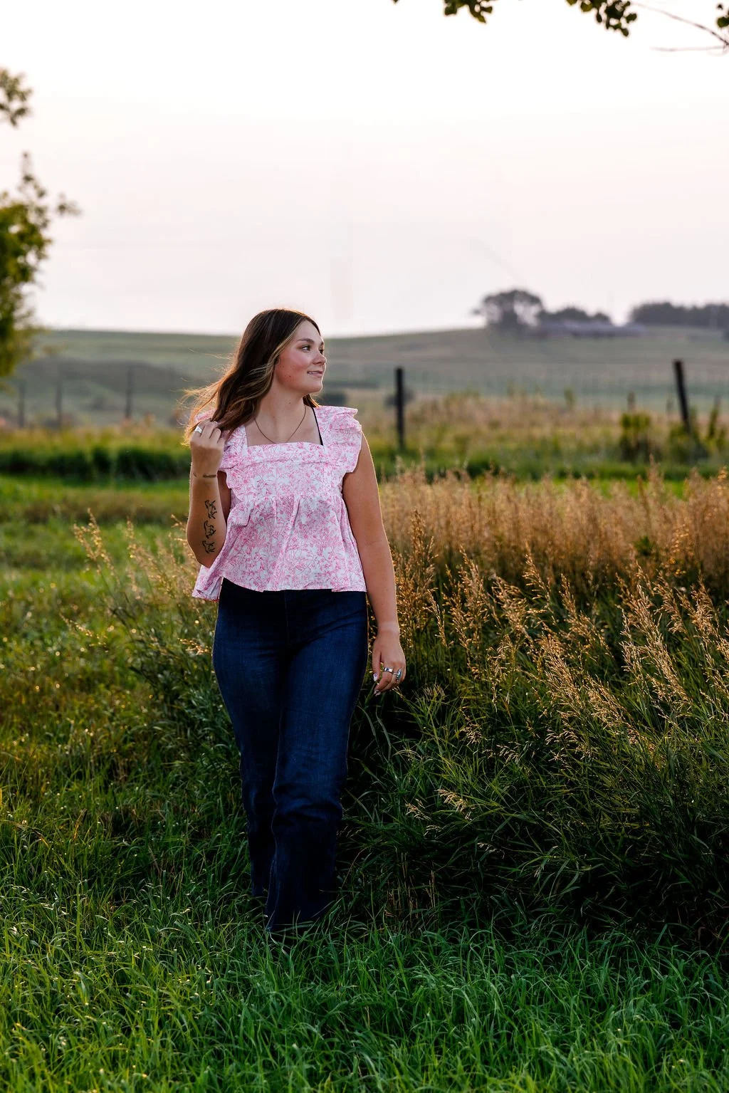 MT HIGHSCHOOL SENIOR GIRL25.jpg