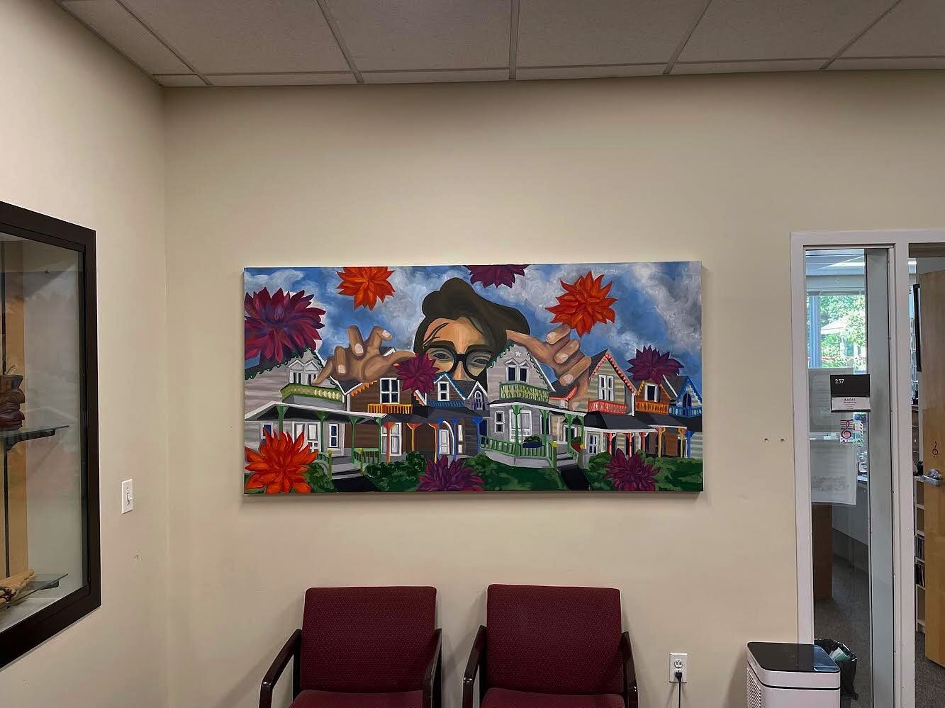 &ldquo;welcome to the jungle&rdquo; hung at my old elementary/middle school @dedhamcountrydayschool 🥳🌟 so grateful to see my work in action with the public it makes me so happy 😁🥰
.
.
.
#oilpainting #painting #artshow #artonview #bostonartist #bo