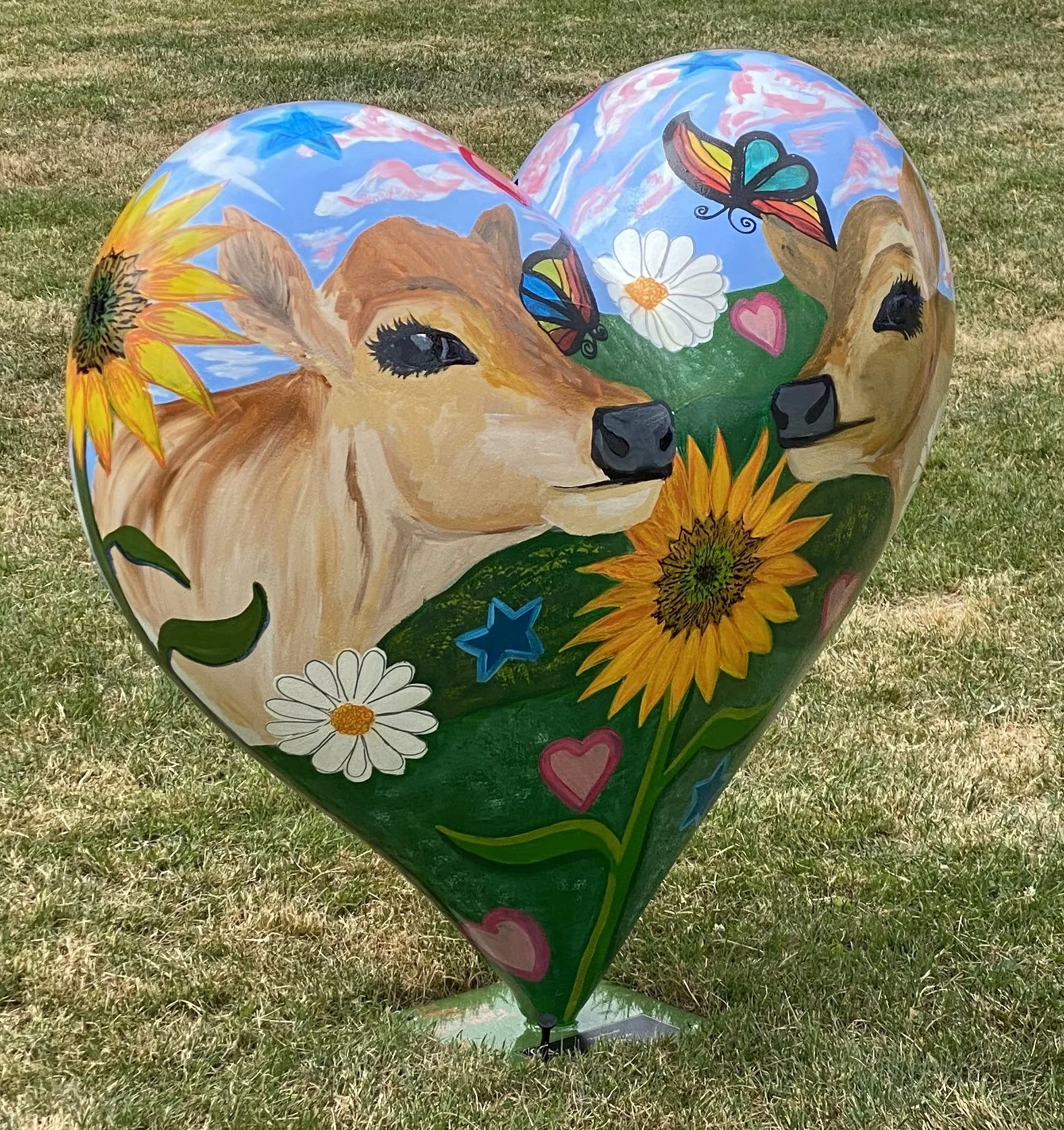 "Farm Friends", Many Cultures One Heart Project with the Framingham Cultural Center, Located at Eastleigh Farm in Framingham MA, 2022. (Side 1)