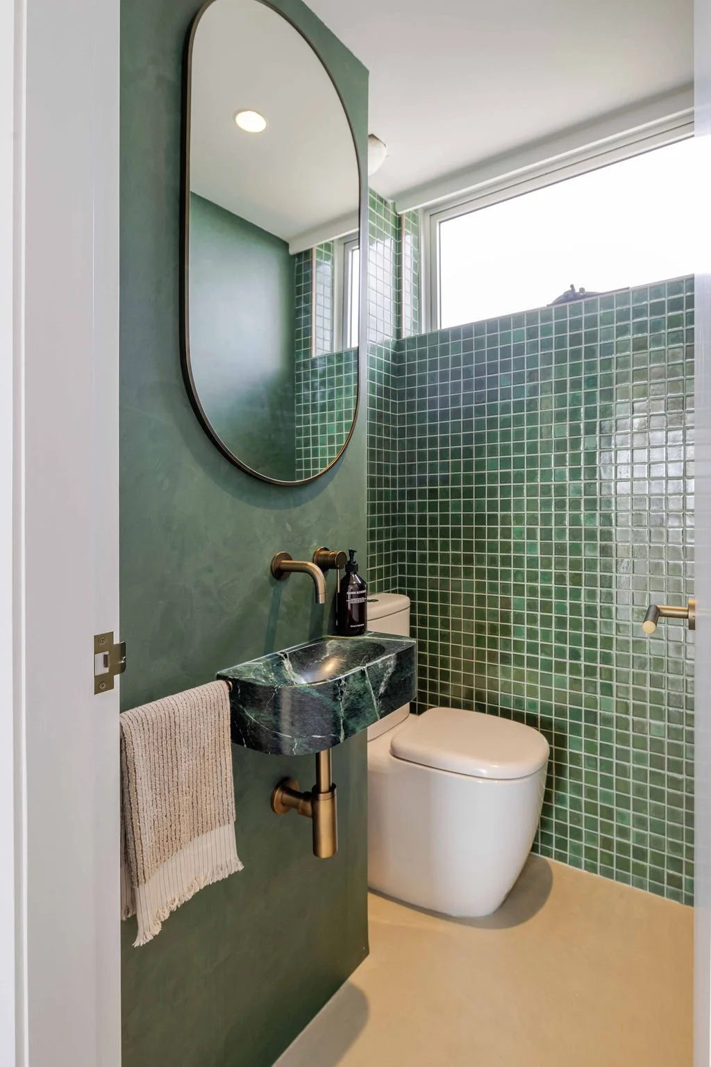VaucluseapartmentLizKeene_0X5A4250-HDR.jpg