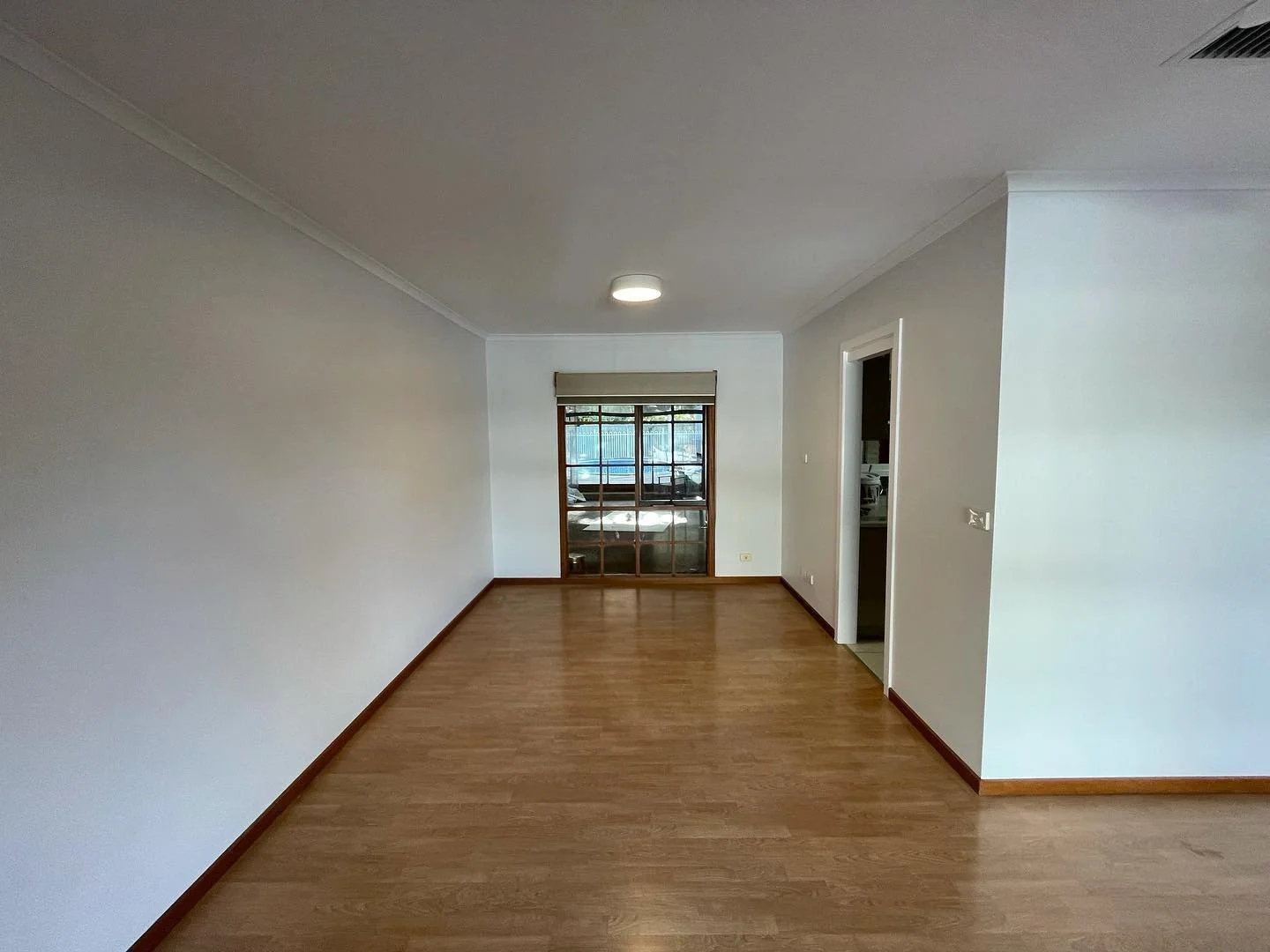 Interior before &amp; afters 🎨 

#paintingservices #interiorpainting #haymespaint #beforeandafter #colourchange #gracopaintsprayers