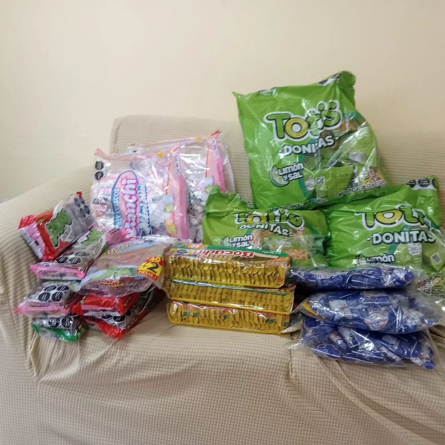 Ixtapan de la Sal- 어린이 선물.jpg