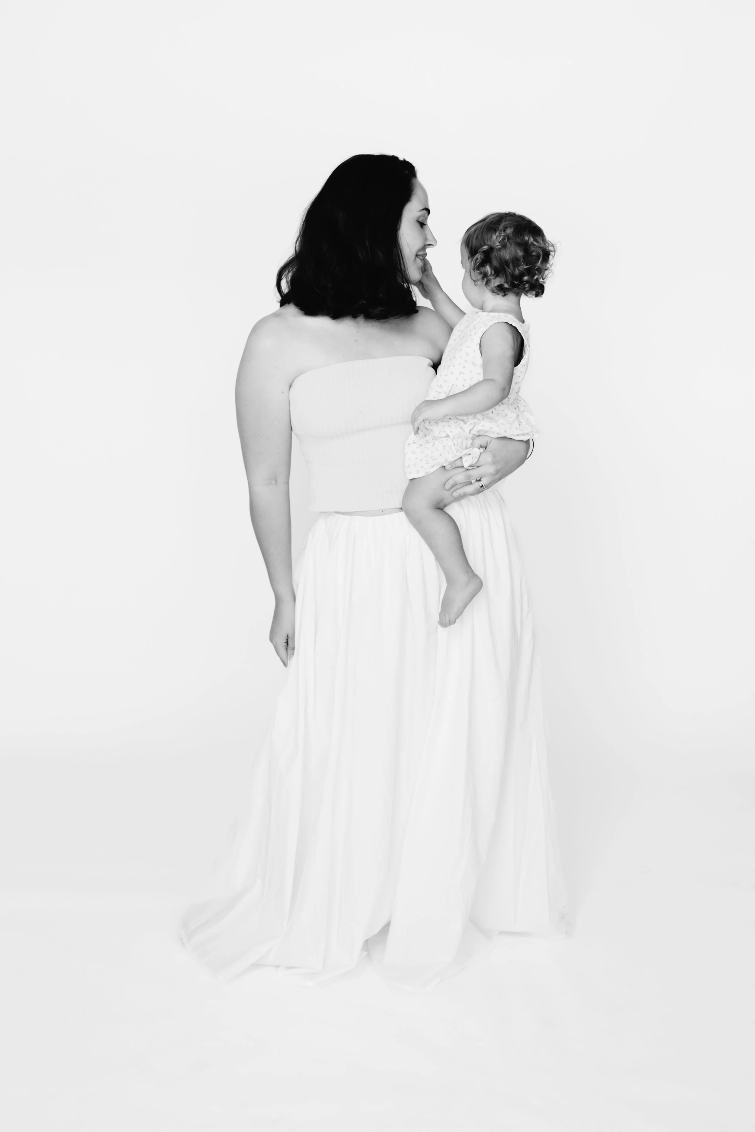 SBCreativeCo-ATimelessCollection-EDIII-2025-40 (1).jpg