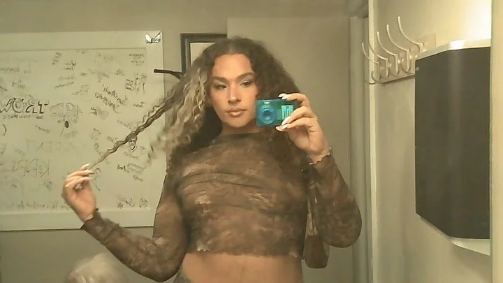 swipe for sweet moments from life lately that have kept me grounded in love. 💌💌 captured on my digi cam @manual_nyc