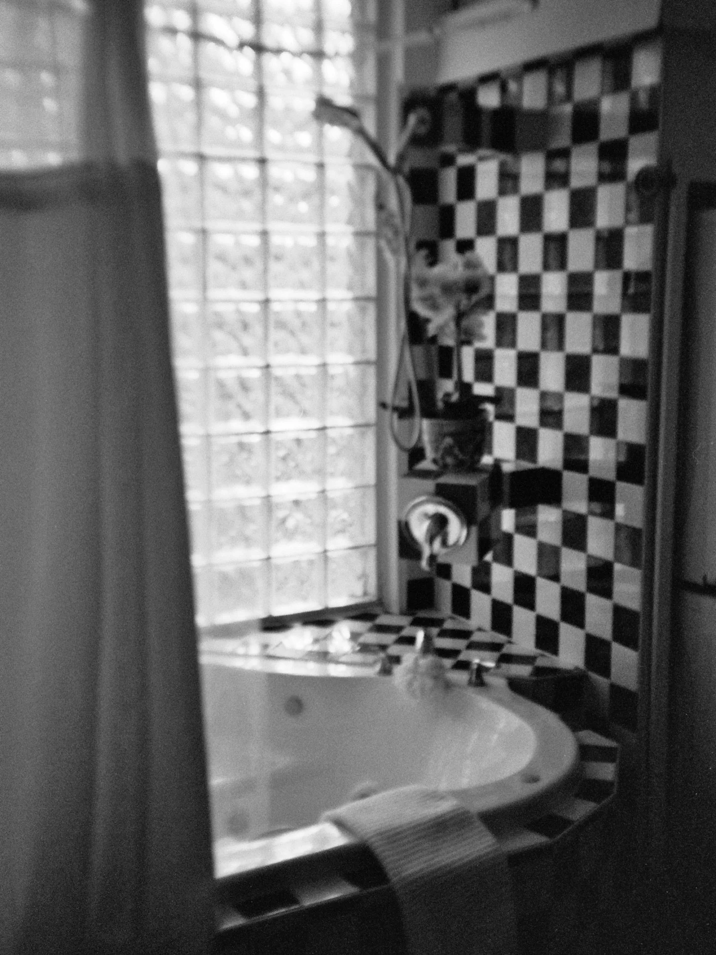 i&rsquo;m still getting scans back from that one weekend where i took the wrong film camera (apparently everywhere 😵&zwj;💫) and all my photos are out of focus. this is the third roll&hellip; aha 😑 

black and white film always takes longer to deve