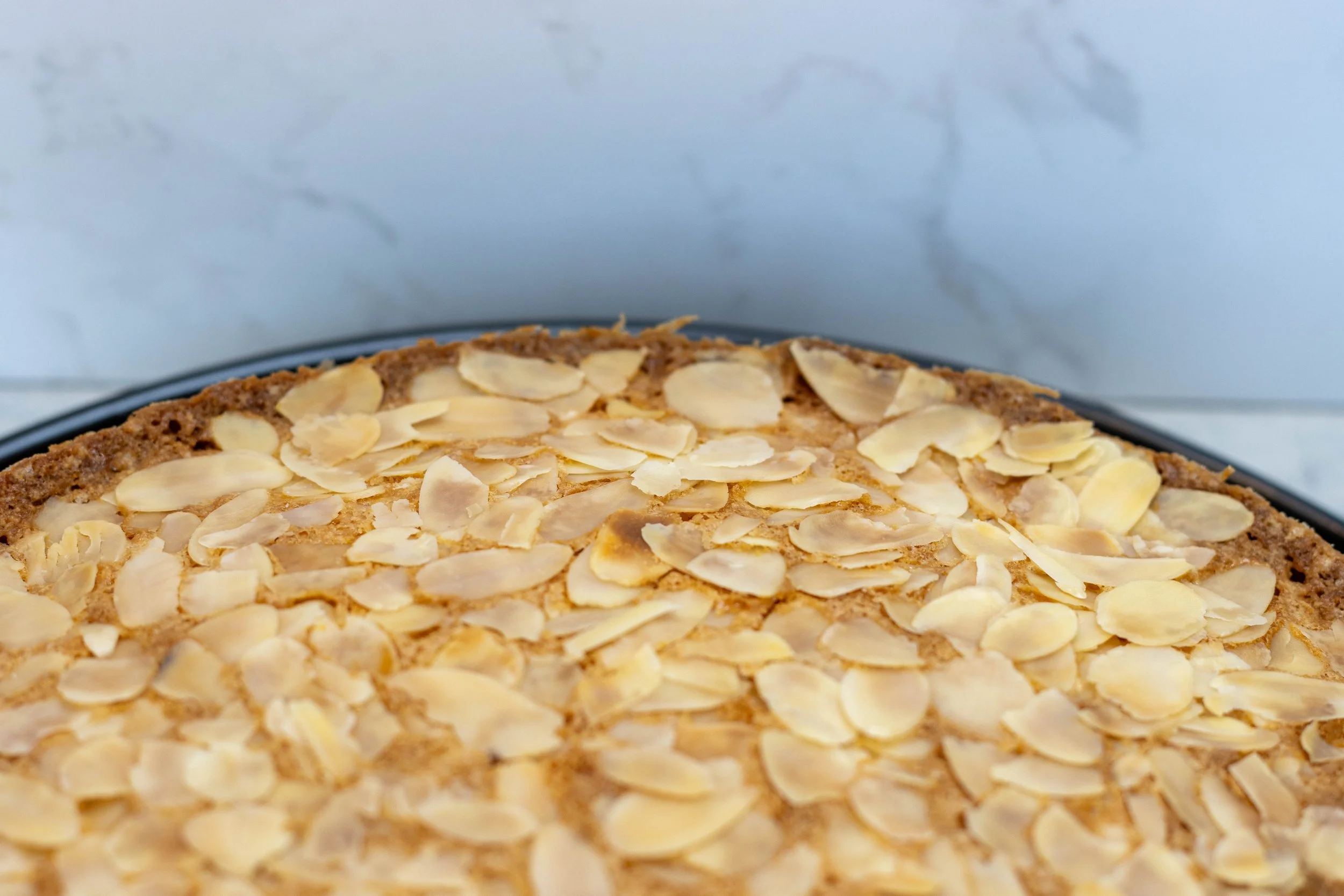 Almonds Cake - LUCE Bakery & Patisserie