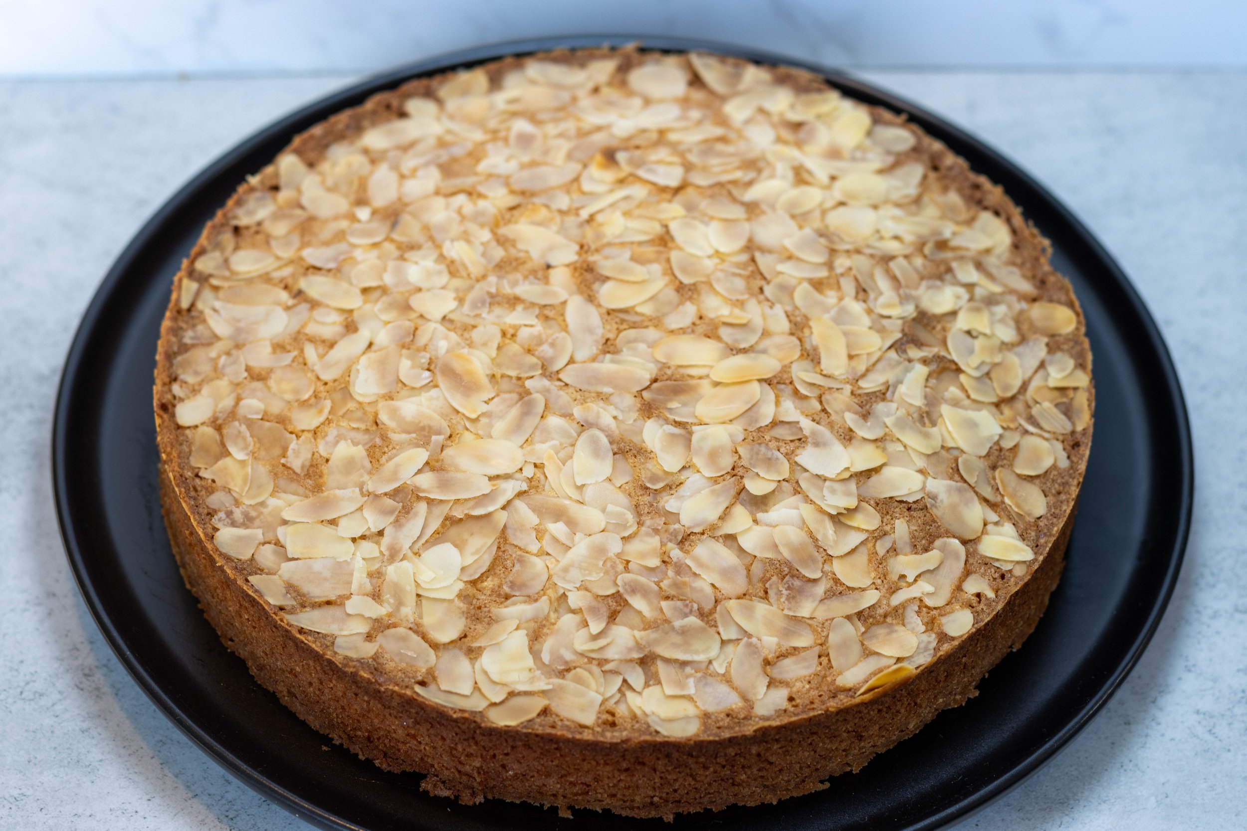 Almonds Cake - LUCE Bakery & Patisserie