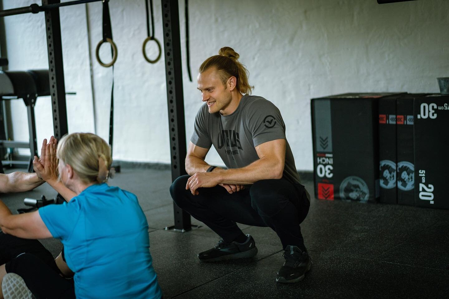 Mandag og opstart af ny klient 👏🏼

Hun er kommet til os, efter vi har undervist hende p&aring; et holdforl&oslash;b p&aring; hendes arbejdsplads. Vi laver nemlig ogs&aring; firmatr&aelig;ning 👏🏼

Hun har rykket sig S&Aring; meget p&aring; firmaho