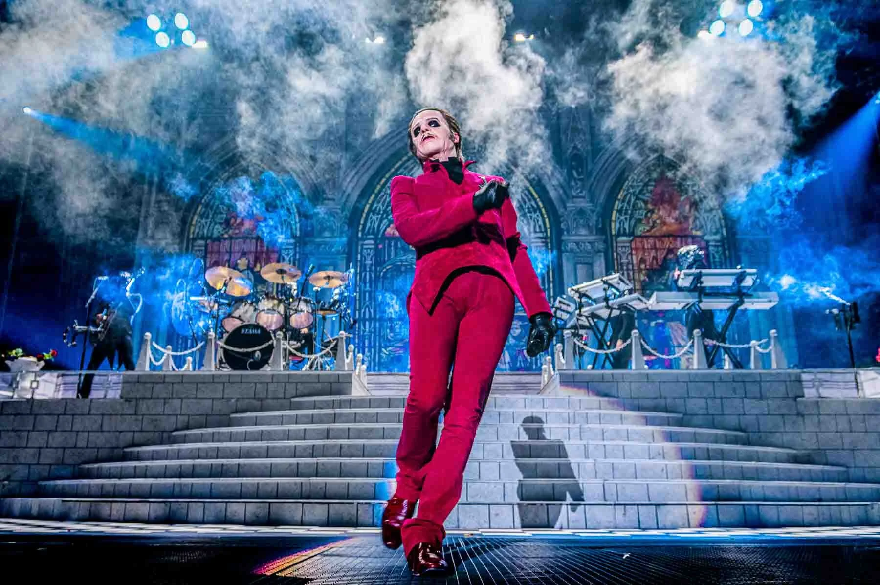 Tobias Forge as Cardinal Copia - Ghost Live at Wembley