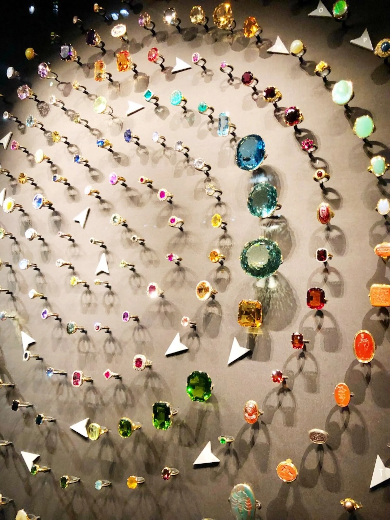 RainbowSpotting_V&A2.jpg