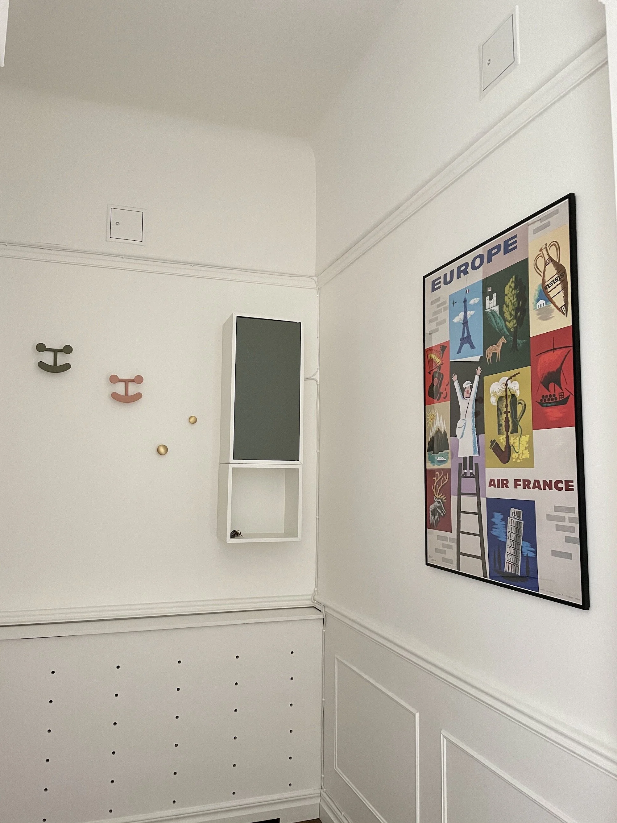 MeganinMalmo_hallway17.jpeg
