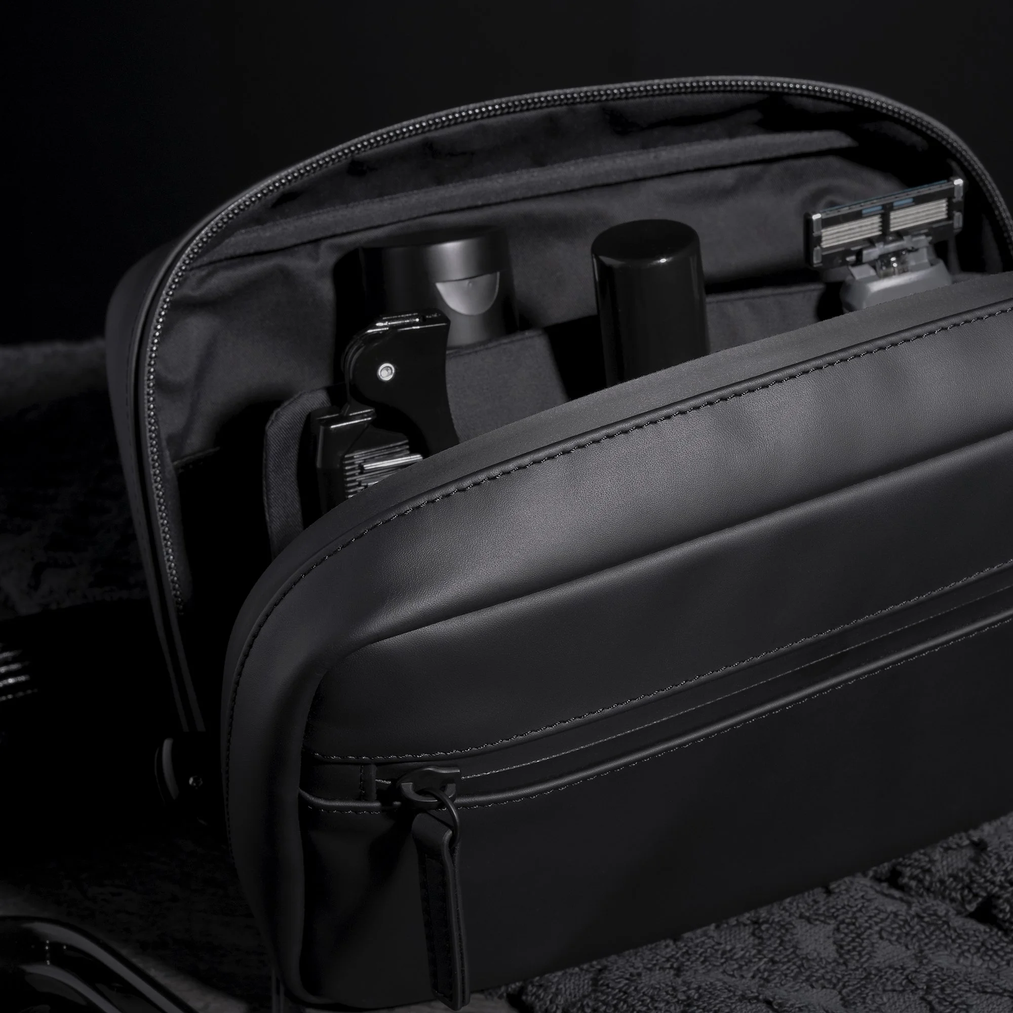 dopp-and-tech-kit_10.jpg