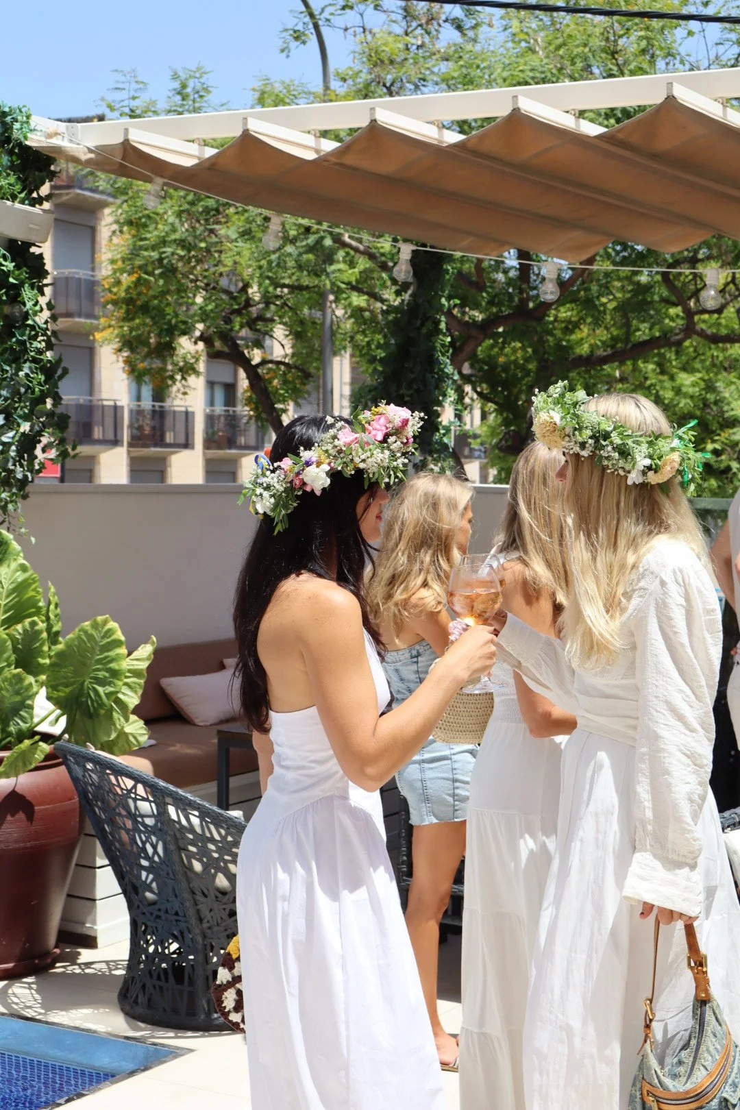 FELIZ MIDSOMMAR