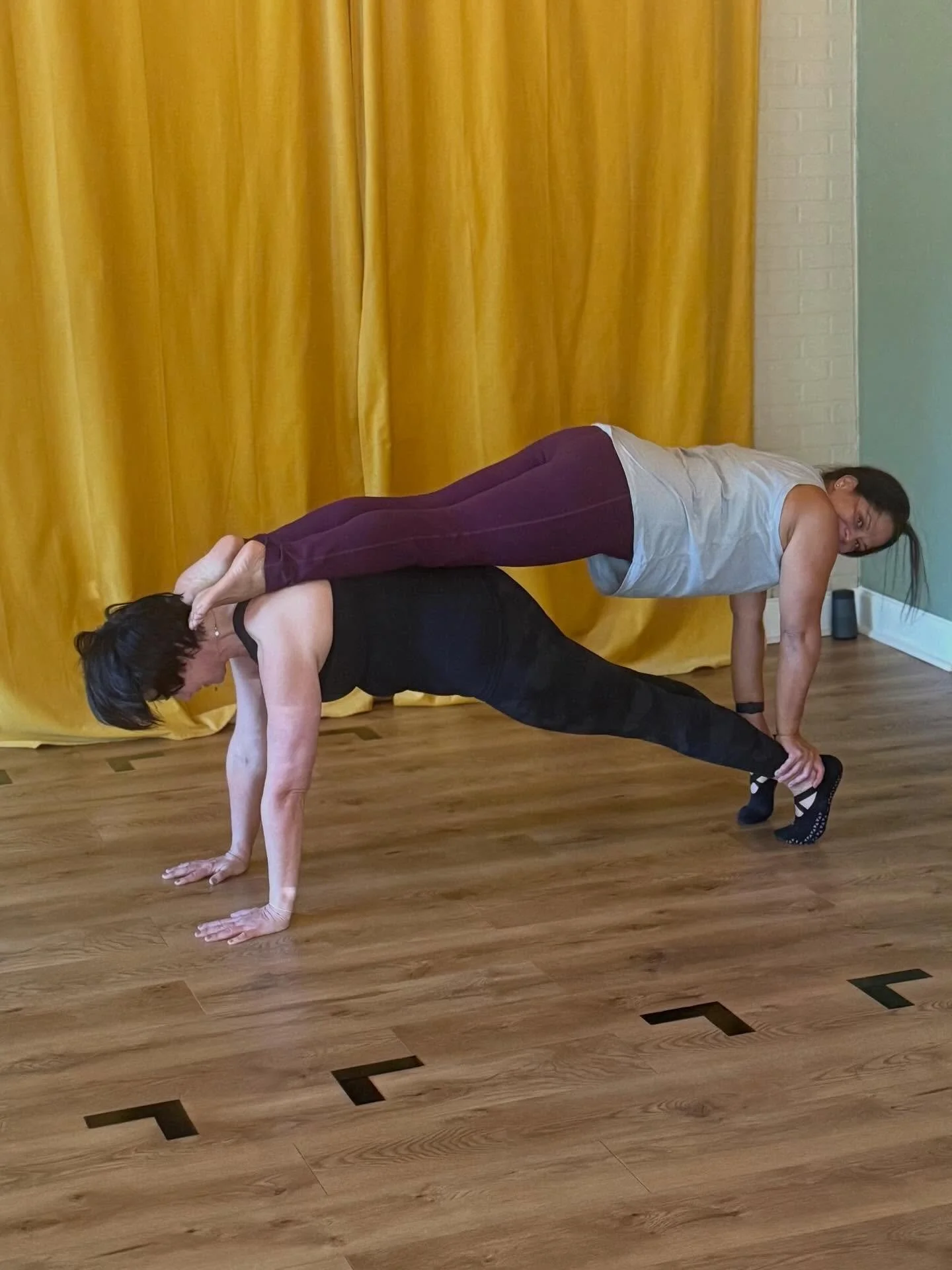 Join Diane for a Pop-Up Power Flow designed to build strength, release stress, and leave you feeling unstoppable. Your membership, class package or a drop in will reserve your space. Sunday at 1:30pm. #solaceyogastudio