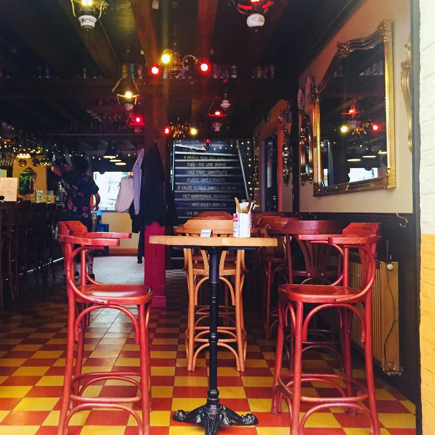 Best restaurants and bars open on Sunday in Brussels — Tips from a waitress