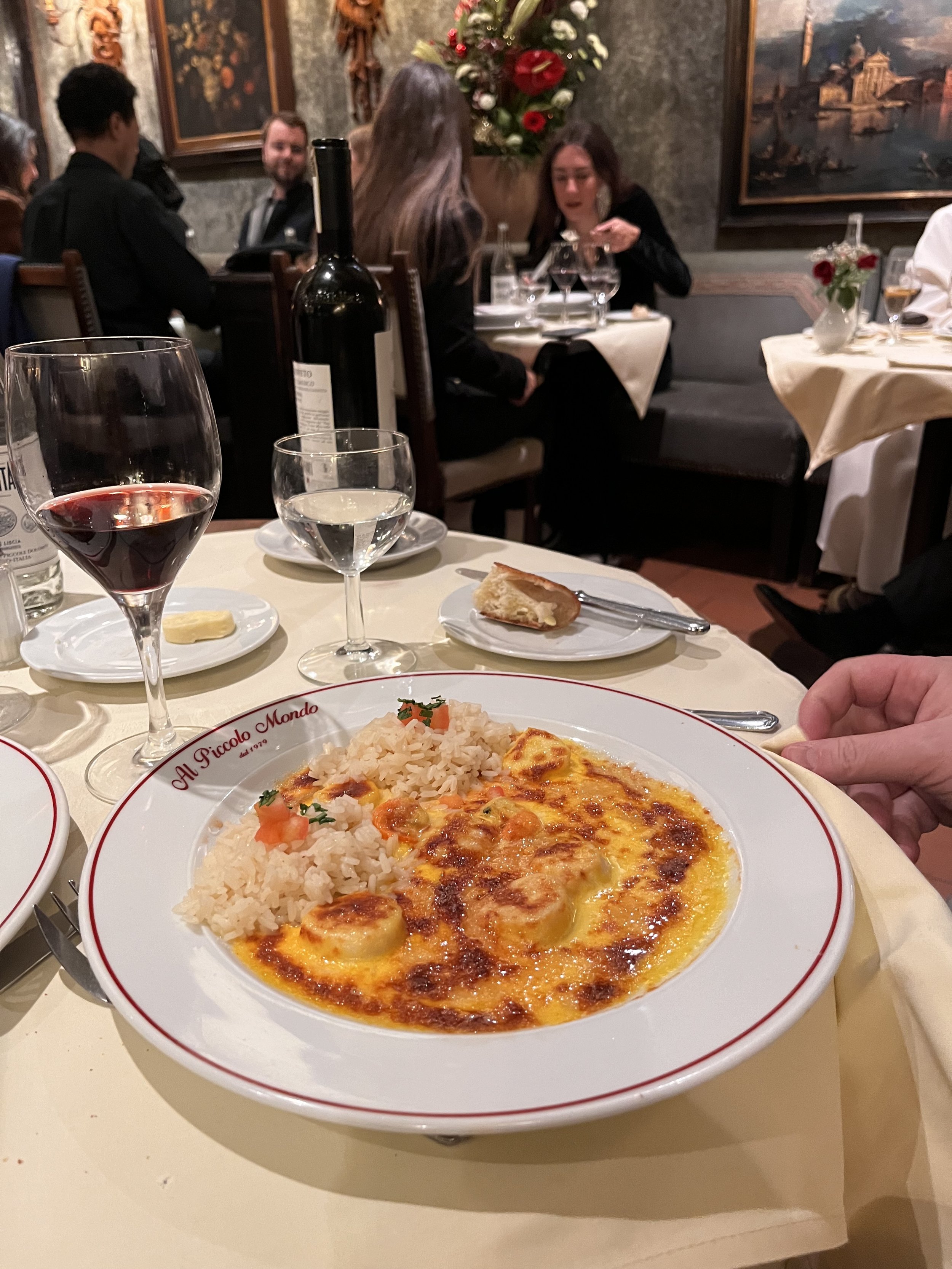 al-piccolo-mondo-restaurant-brussels-tips-from-a-waitress-christmas-scallop-saffron.jpg