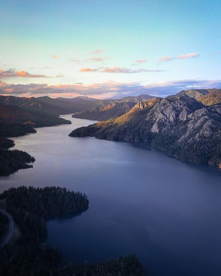We love seeing Shasta Lake so full! being only 50 Miles from Mt Shasta, California's largest reservoir is your destination for summer activities! From fishing to wakeboarding, houseboats to jet skis Shasta Lake is waiting for you and your friends to 