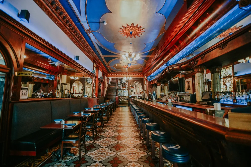 Bar photo 2