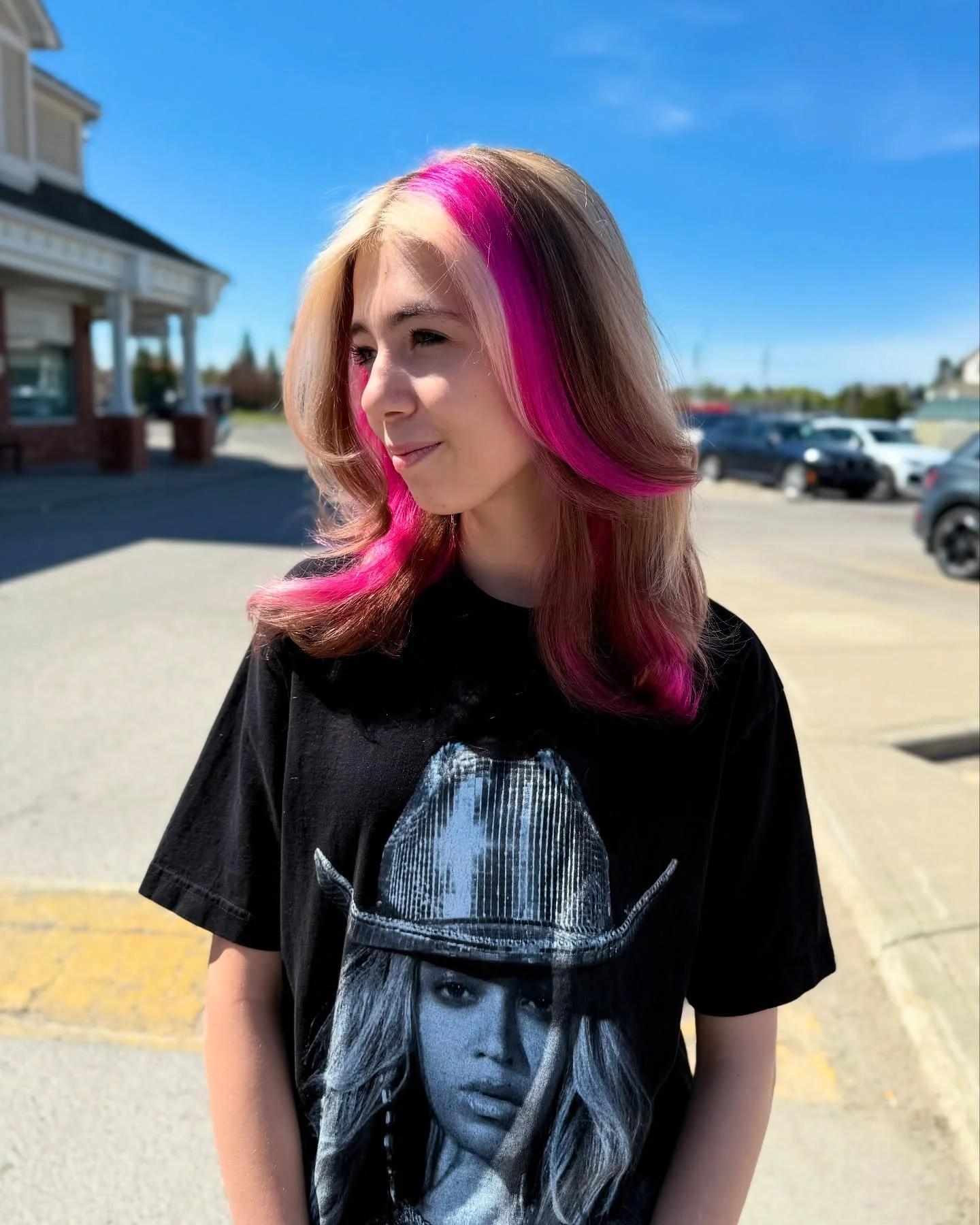 Neapolitan inspired 🌸 Hair @hairbycolaa