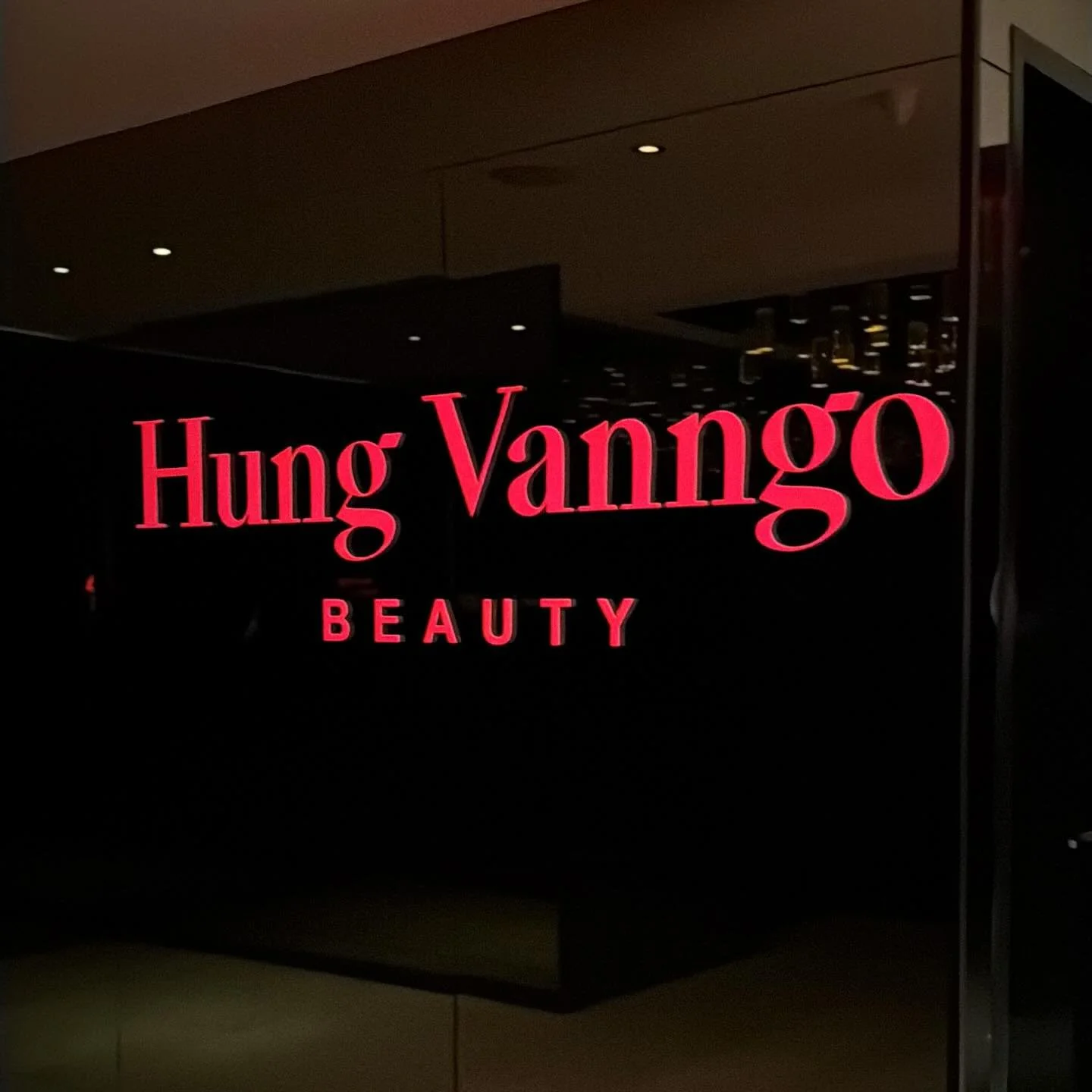 Some more photos of last night&rsquo;s amazing launch party in #NYC @hungvanngobeauty by our friend @hungvanngo Congratulations! #forevfriends