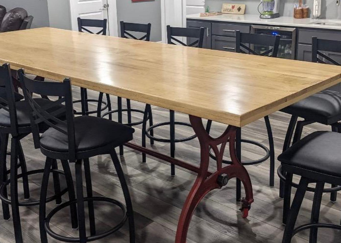 Cast Iron Commercial Use Tables for Business and Restaurants 9.png