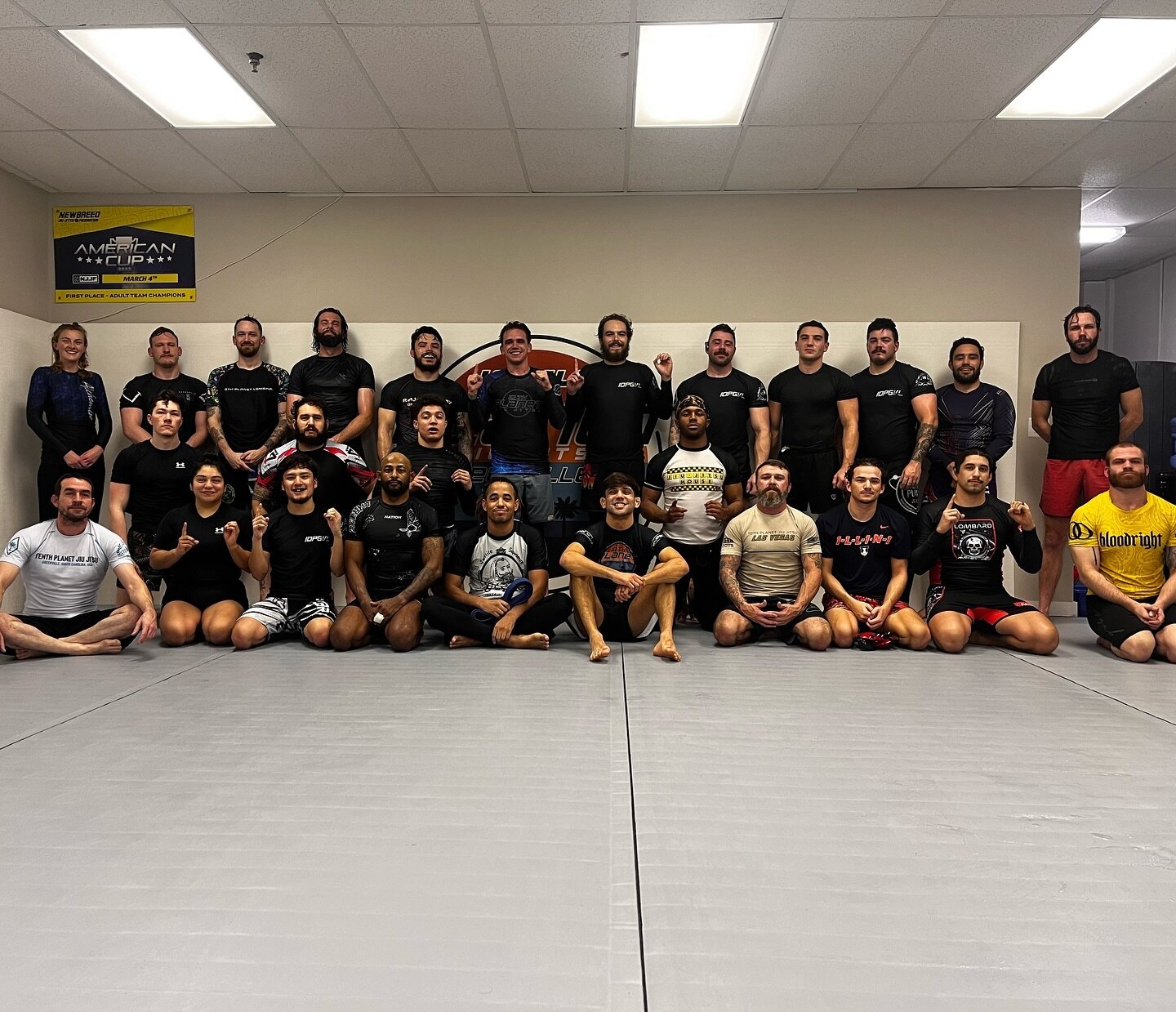 Another solid Monday night! Shout out to @whesley_gripes on the well deserved level up tonight, congrats brotha! 🟦🟦🟦⬛️⬛️🟦
#10PGVL #yeahTHATgreenville #10thplanetjiujitsu #nogi #gvltoday #greenvillesc #10WO