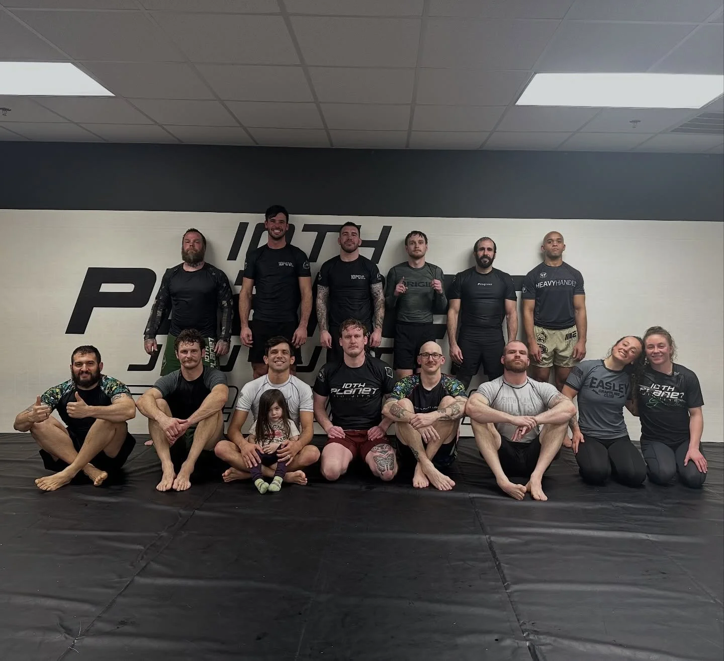 Monday Schedule! ⬇️
&bull; 6AM Mixed Level Jiu Jitsu
&bull; 12PM Lunchtime Jiu Jitsu
&bull; 5PM Kids Jiu Jitsu
&bull; 6PM Jiu Jitsu Fundamentals
&bull; 7PM Mixed Level Jiu Jitsu
#10WO #yeahTHATgreenville #Nogi #greenvillesc