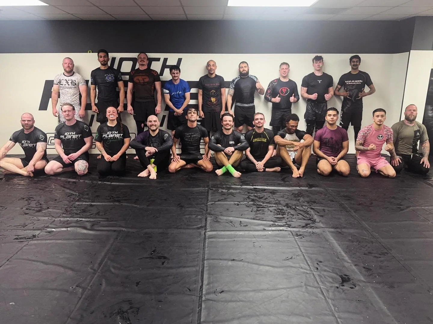#10RoundTuesday ✅🔥
Wednesday Schedule! ⬇️
&bull; 12PM Mixed Level Jiu Jitsu
&bull; 5PM Kids Class
&bull; 6PM Takedowns for Jiu Jitsu
&bull; 7PM Mixed Level Jiu Jitsu 
#10WO #yeahTHATgreenville #10thPlanetJiuJitsu