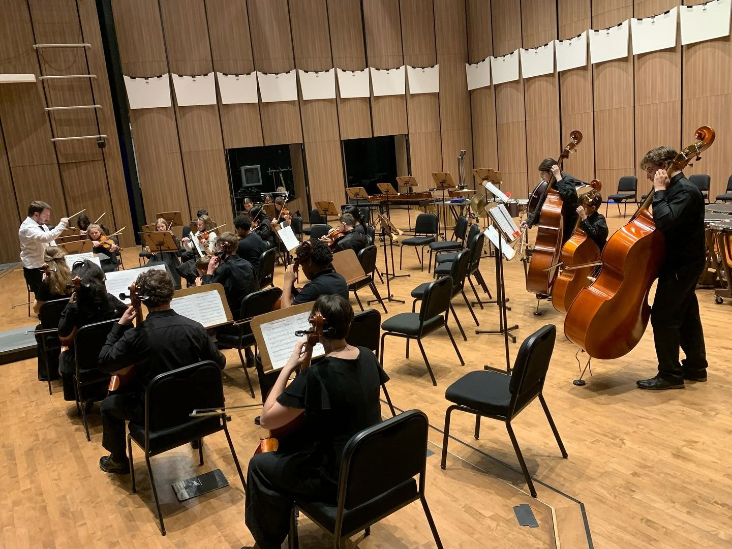 Congratulations to everyone on your fantastic Fall Concert performances! We are so proud of your hard work and dedication! Each ensemble sounded great! Bravo!! 💙💛🤍 

📸 Swipe through to relive the magic and don&rsquo;t miss the finale video at the