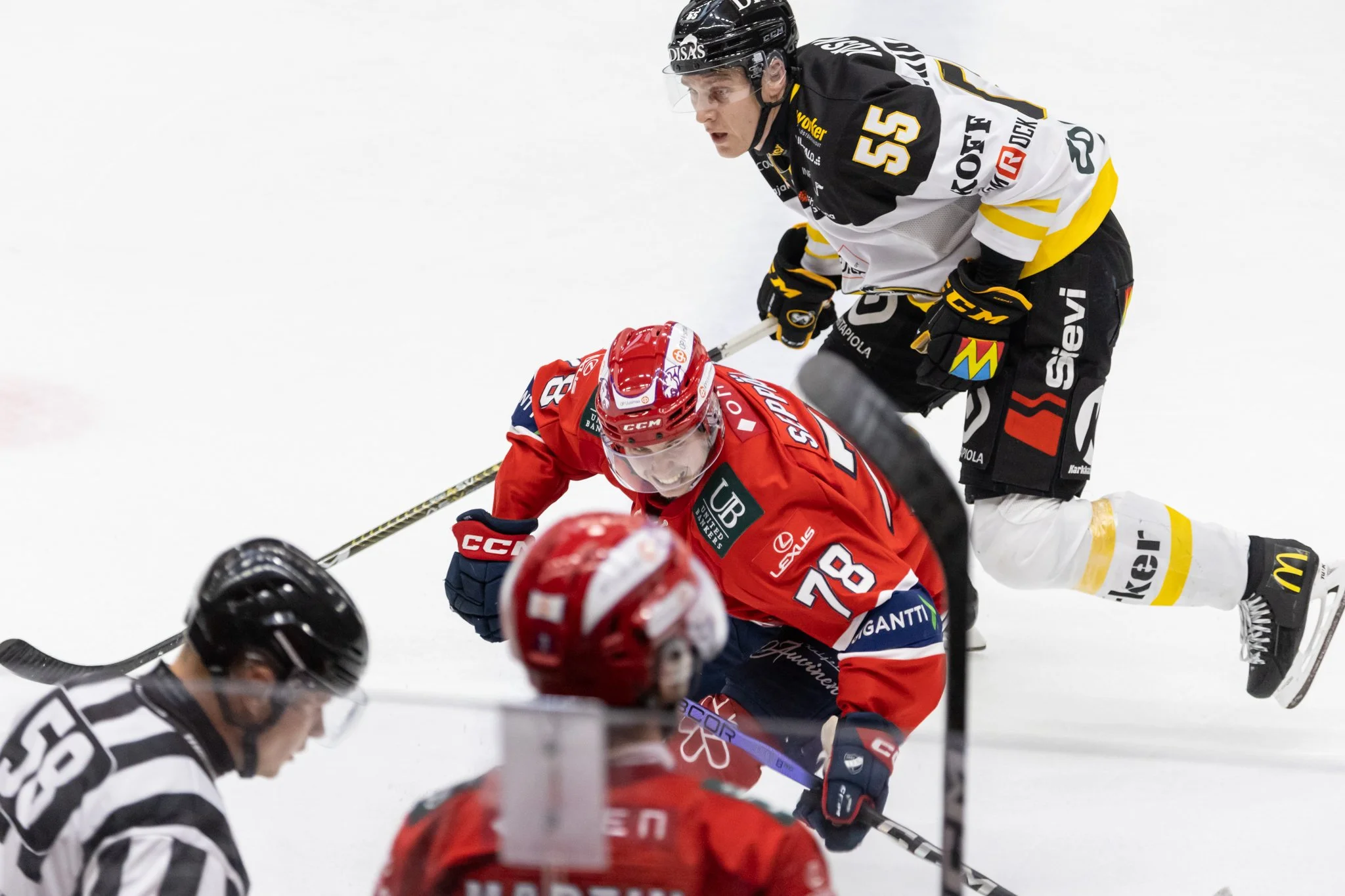 smliiga-jääkiekko-kärpät-hifk-urhelukuvaaja-helsinginjäähalli-valokuvaaja-loimaa-turku-helsinki-176.jpg