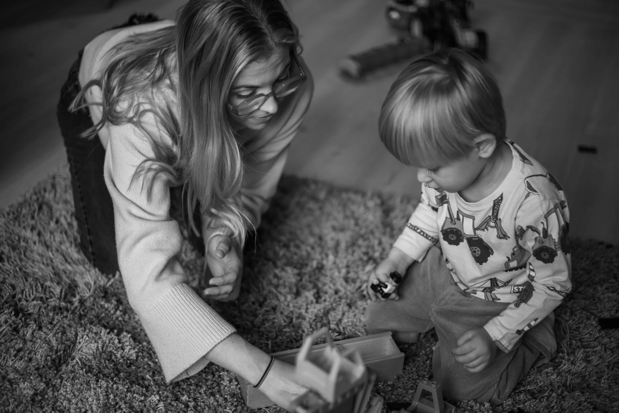 Pirjo Tuominen kuvaa perhekuvia ja 1v-kuvia loimaalla, perhekuvaus loimaa, 1v-kuvaus loimaa