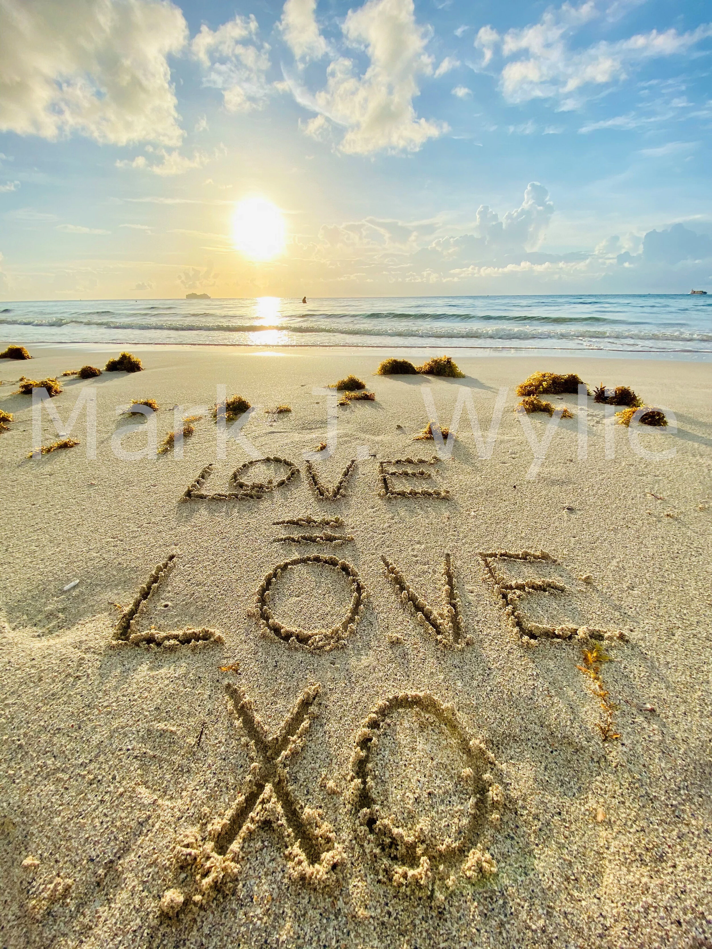 Love = Love XO WMM.jpg