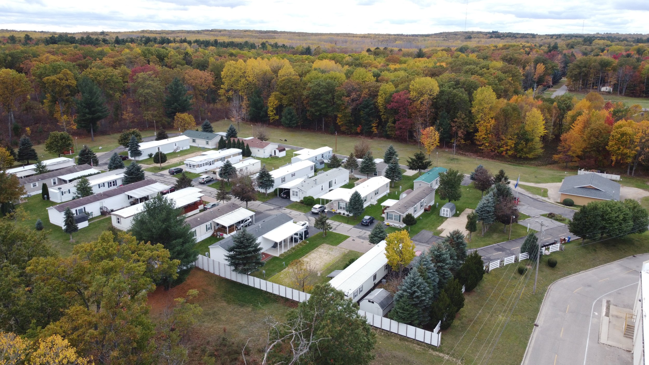 Whispering Oaks Homes and Lots