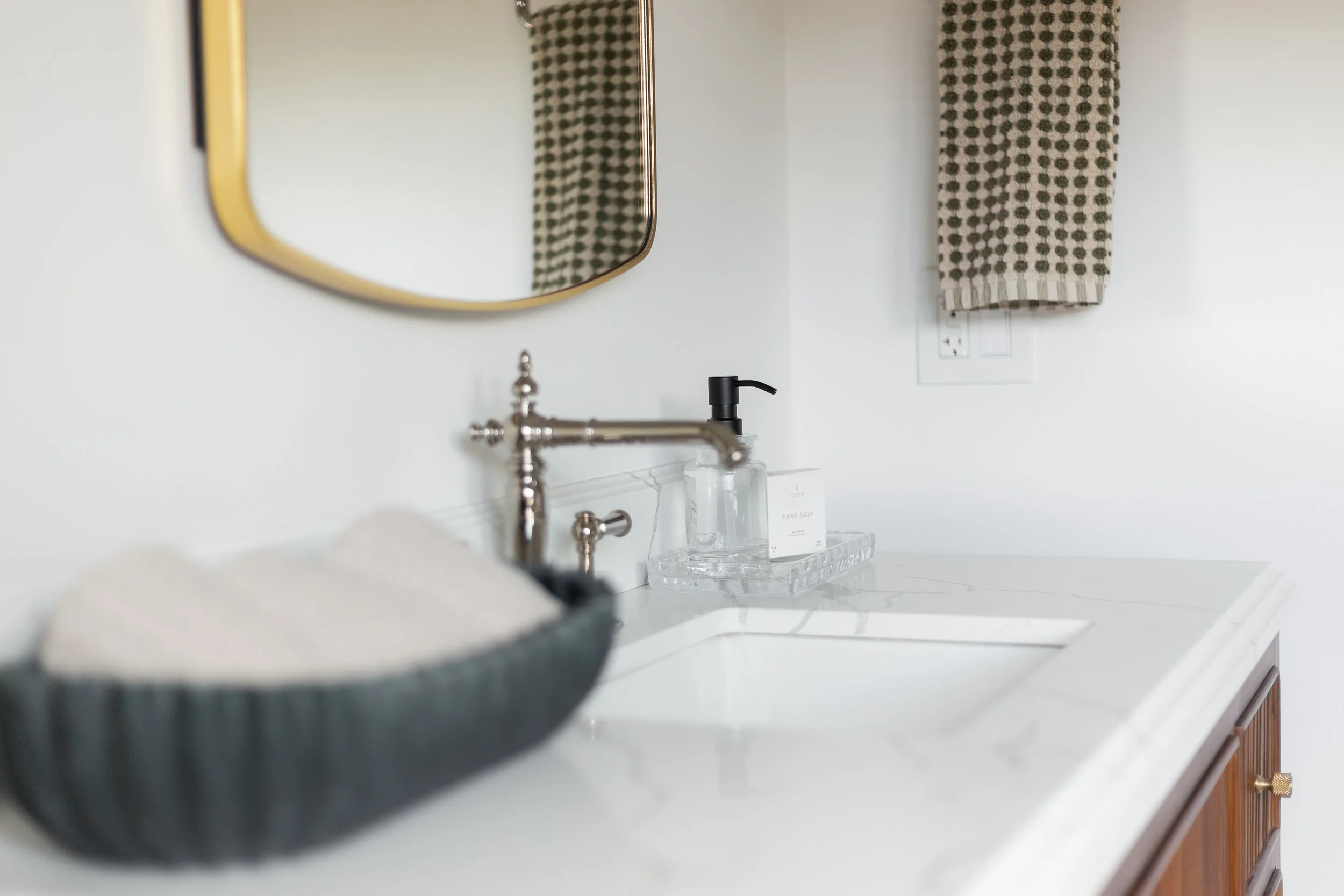 Morton-PrimaryBathroom-71.jpg