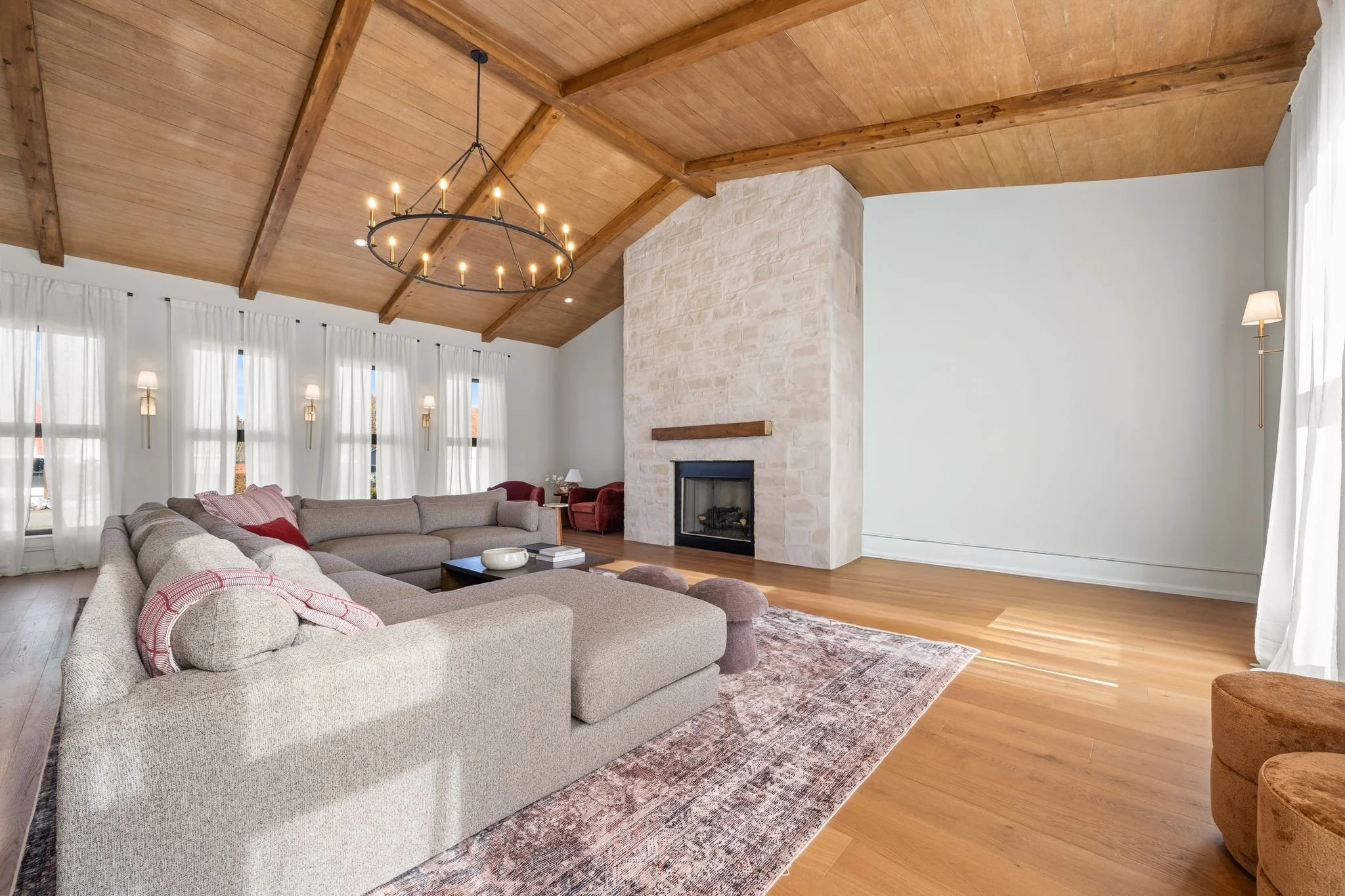  135-88 Bridge St, Prince Edward, ON.jpg