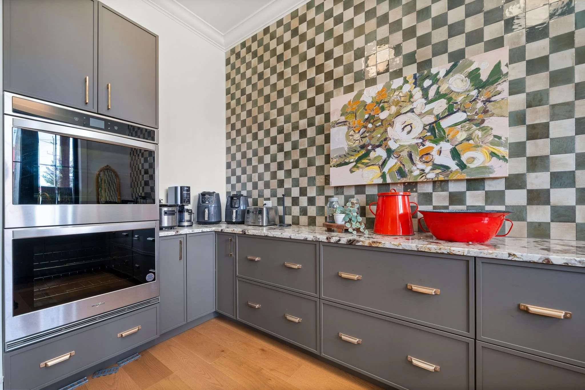  64-88 Bridge St, Prince Edward, ON.jpg