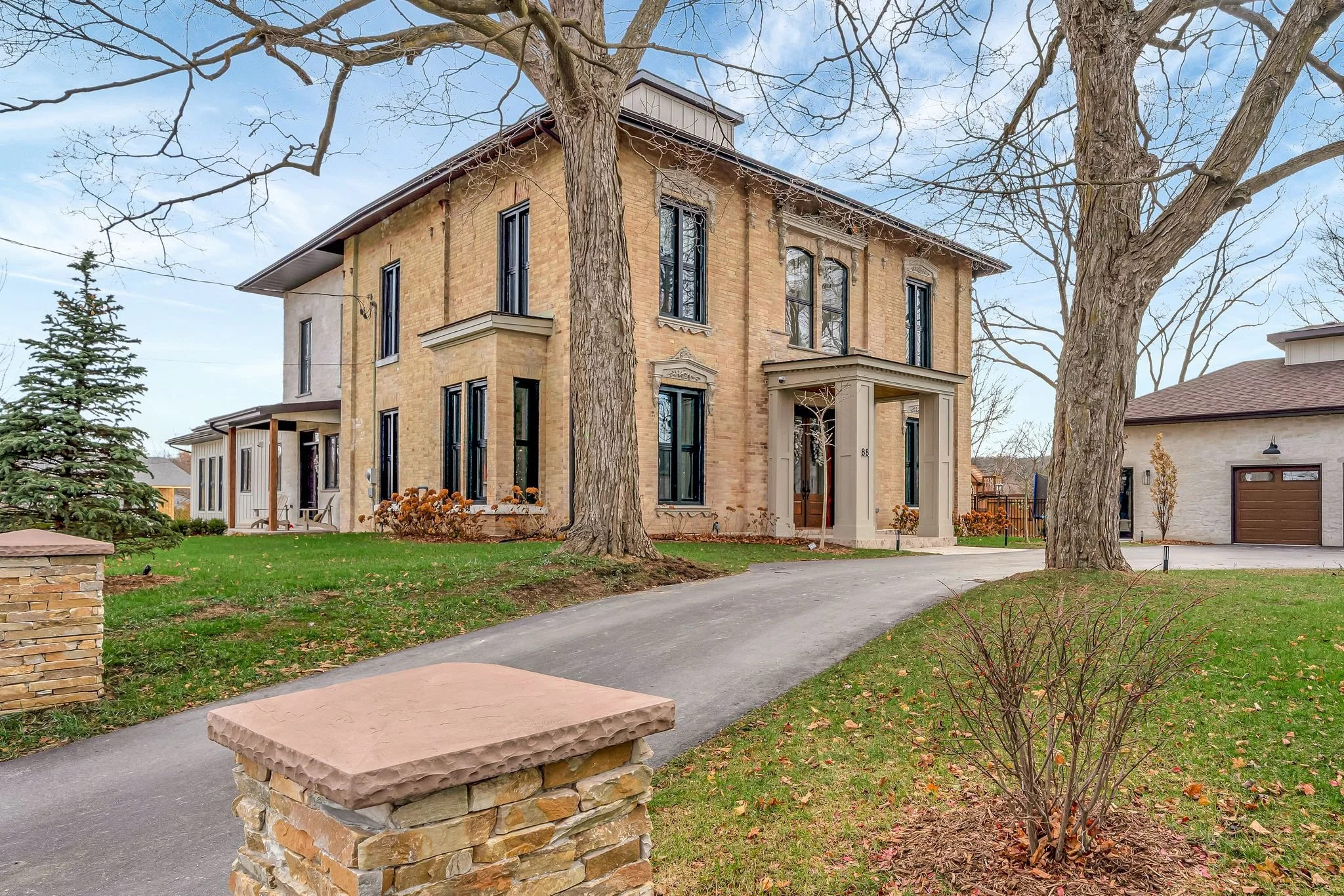  24-88 Bridge St, Prince Edward, ON.jpg