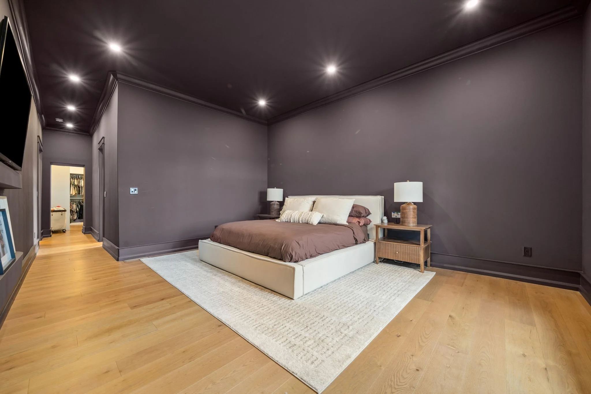  87-88 Bridge St, Prince Edward, ON.jpg