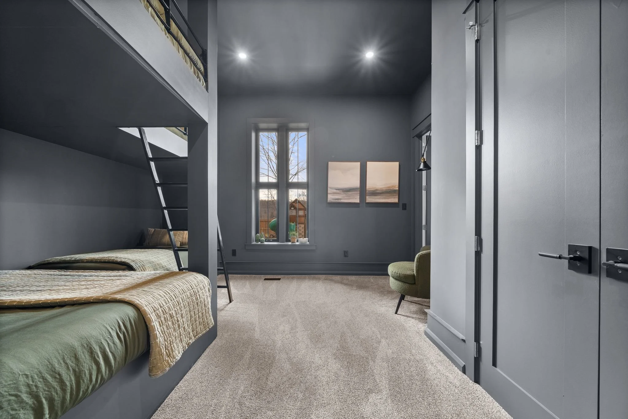  70-88 Bridge St, Prince Edward, ON.jpg