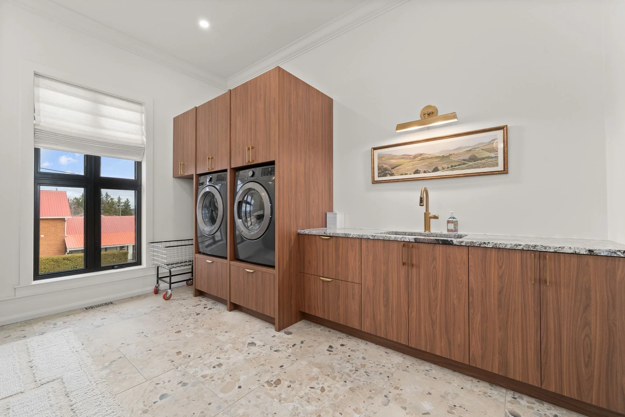  82-88 Bridge St, Prince Edward, ON.jpg